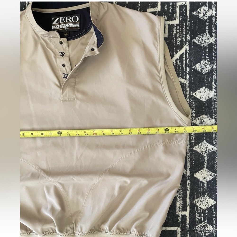 Zero Restriction Golf Outerwear Microfiber Vest M… - image 5